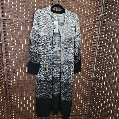 10.17.23 NF OSFM (M-L) Duster BlkGrey Tweed NEW