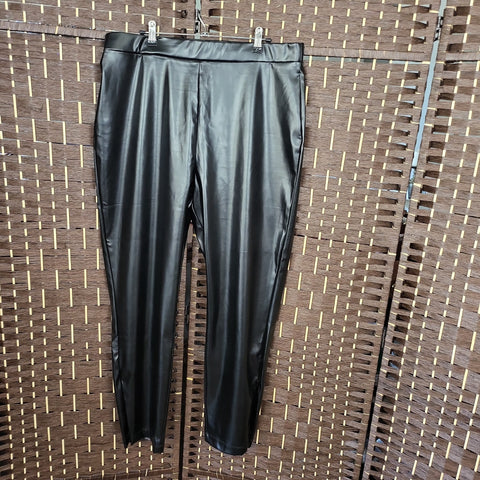 03.12.24 Halston (L) Black VegLeather Zip Leg Pants