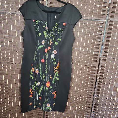 03.12.24 Connected (16) Dress Embroid Floral Front NEW