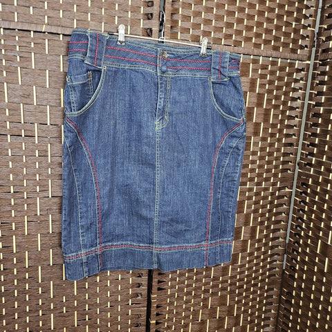 03.26.24 Venezia (18) Denim Skirt Red ZigZag Trim