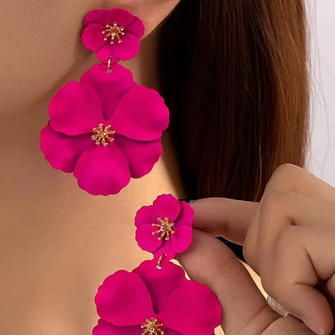 05.31.24 Earrings Metal Pink Flower Petals NEW