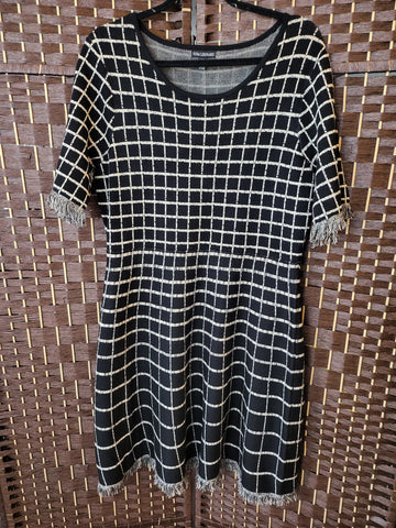 02.06.25 NinaLeonard (L) BlkCrm WindowPane Knt Dress NEW