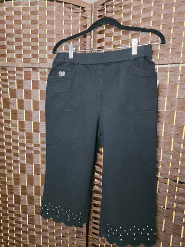 09.16.25  DreamJean (M-L) Blk Seq Capris NEW