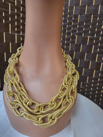 10.10.24 Unique Necklace Gold Bold Chain NEW