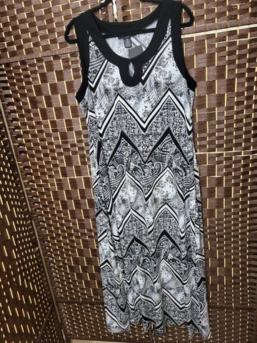 8.12.25 ElieMcCarthy (2X) BlkWhtGrey Maxi Dress
