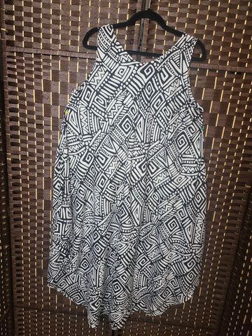 05.14.25 NF Umbrella Dress (OS=M-2X) BlkWht Motif NEW