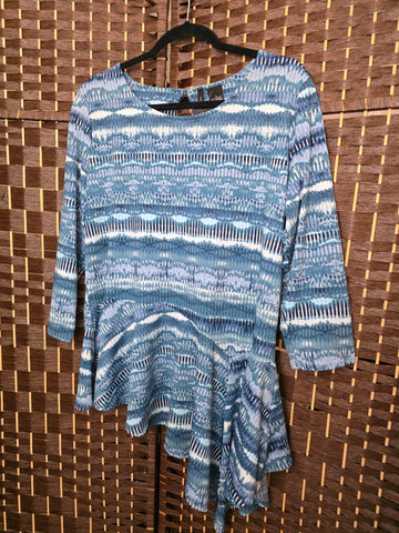 09.16.25 NewDirec (L) BlueWht Asymmetric Tail Top