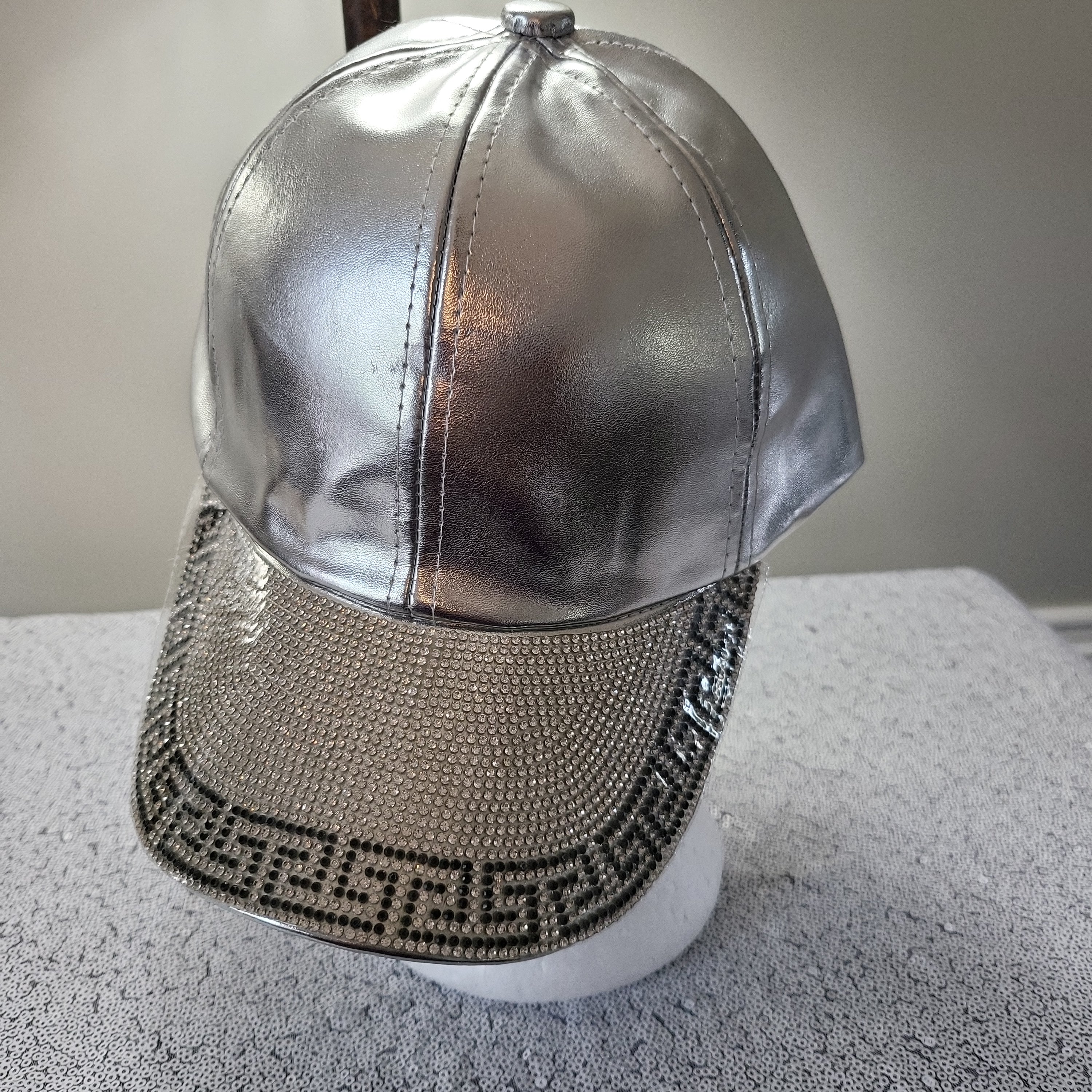 8.21.22 Vera BBCap Silver/Metallic/RhinSt New